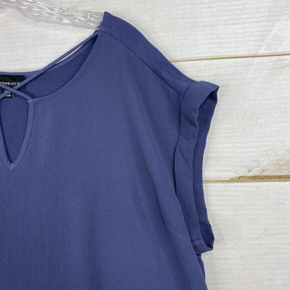 Fortune + Ivy Stitch Fix Women 2XL Top Blue Short Cuffed Sleeve Stretch V Neck - Picture 2 of 9